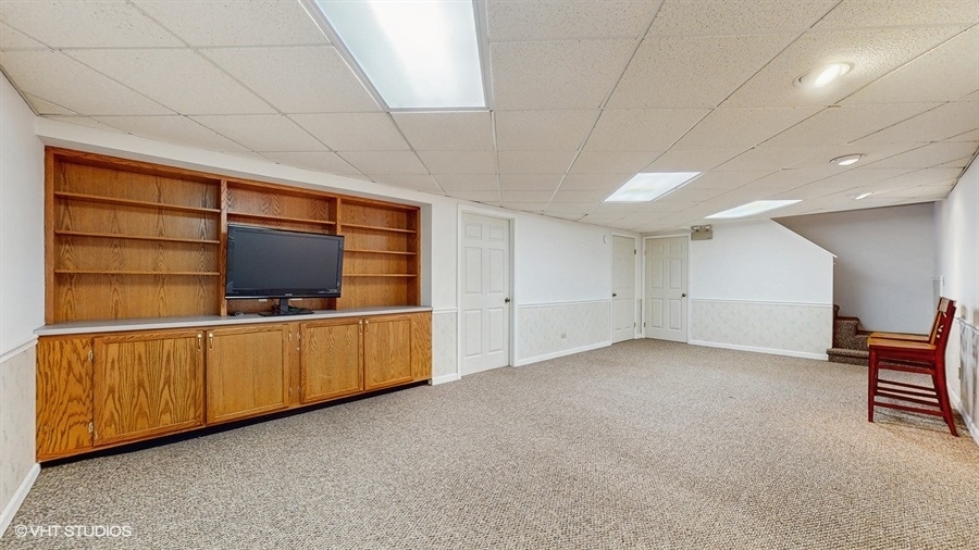 2564 Brockton Circle, Naperville, IL 60565