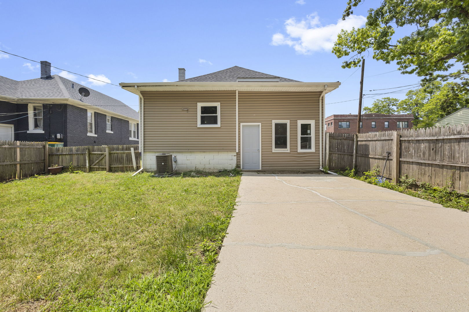 104 Seeser Street, Joliet, IL 60436