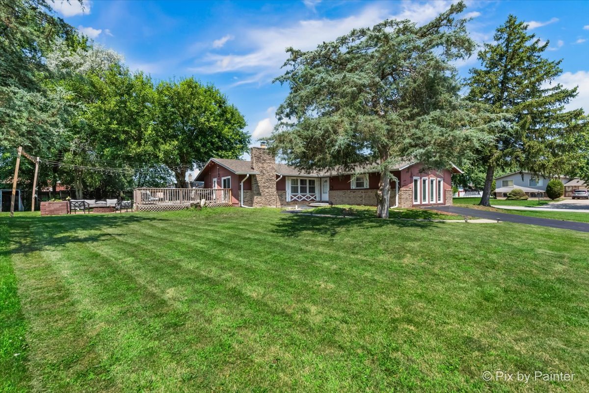 18900 Oakwood Court, Country Club Hills, IL 60478