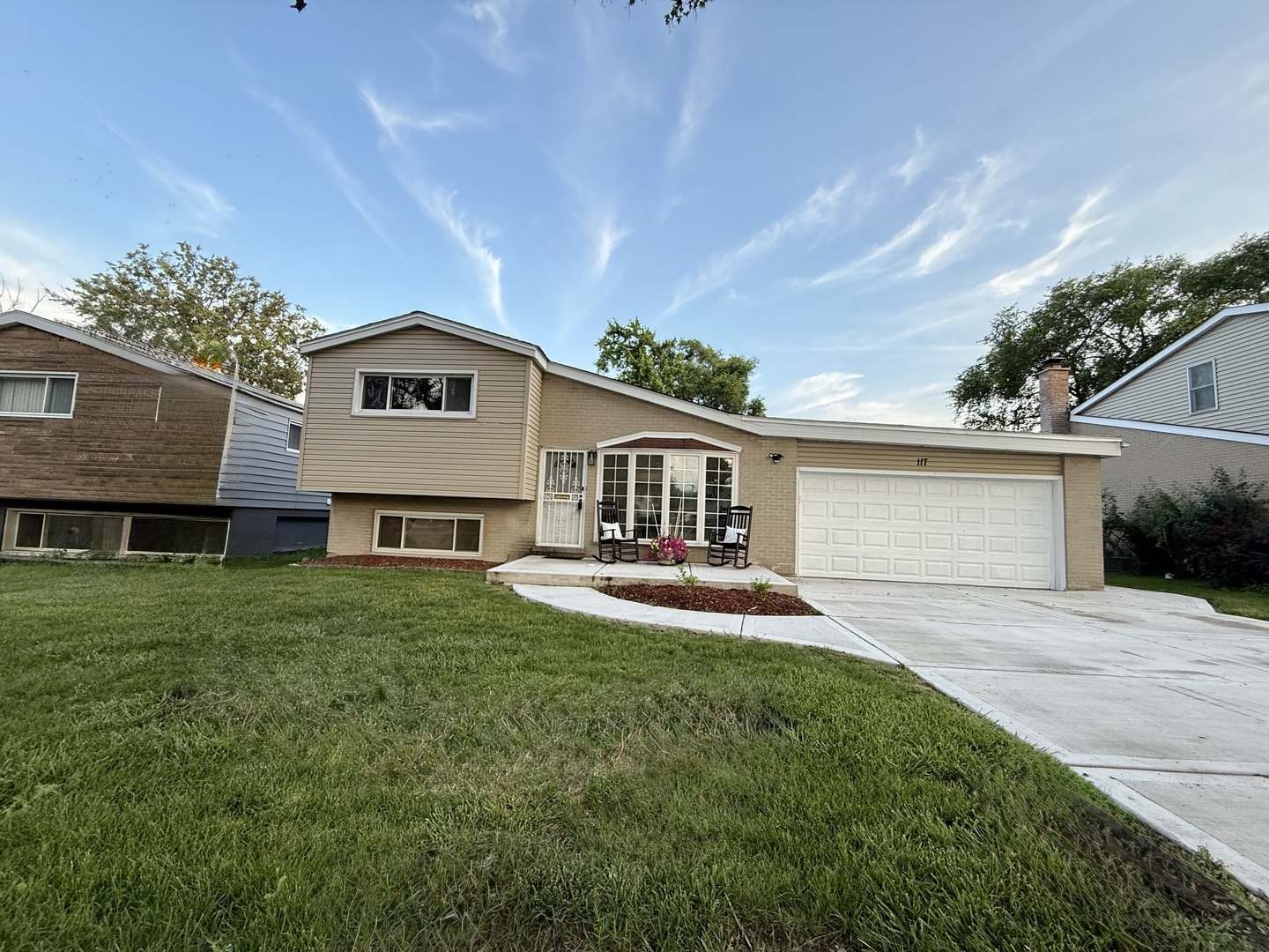 117 E Vermont Street, Villa Park, IL 60181