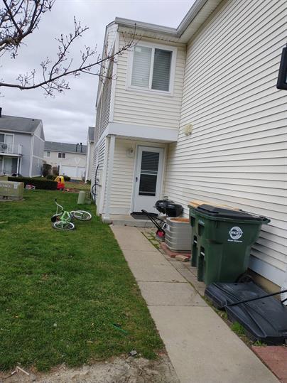 522 Meadow Green Lane #522, Round Lake Beach, IL 60073