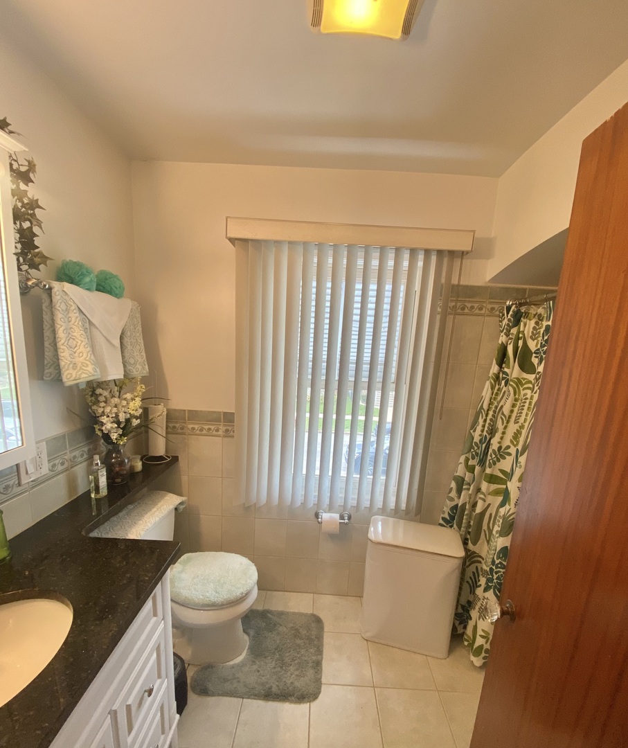 9129 S Carpenter Street, Chicago, IL 60620