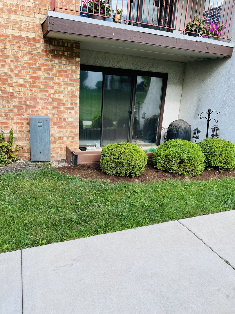 743 E Fullerton Avenue #103, Glendale Heights, IL 60139