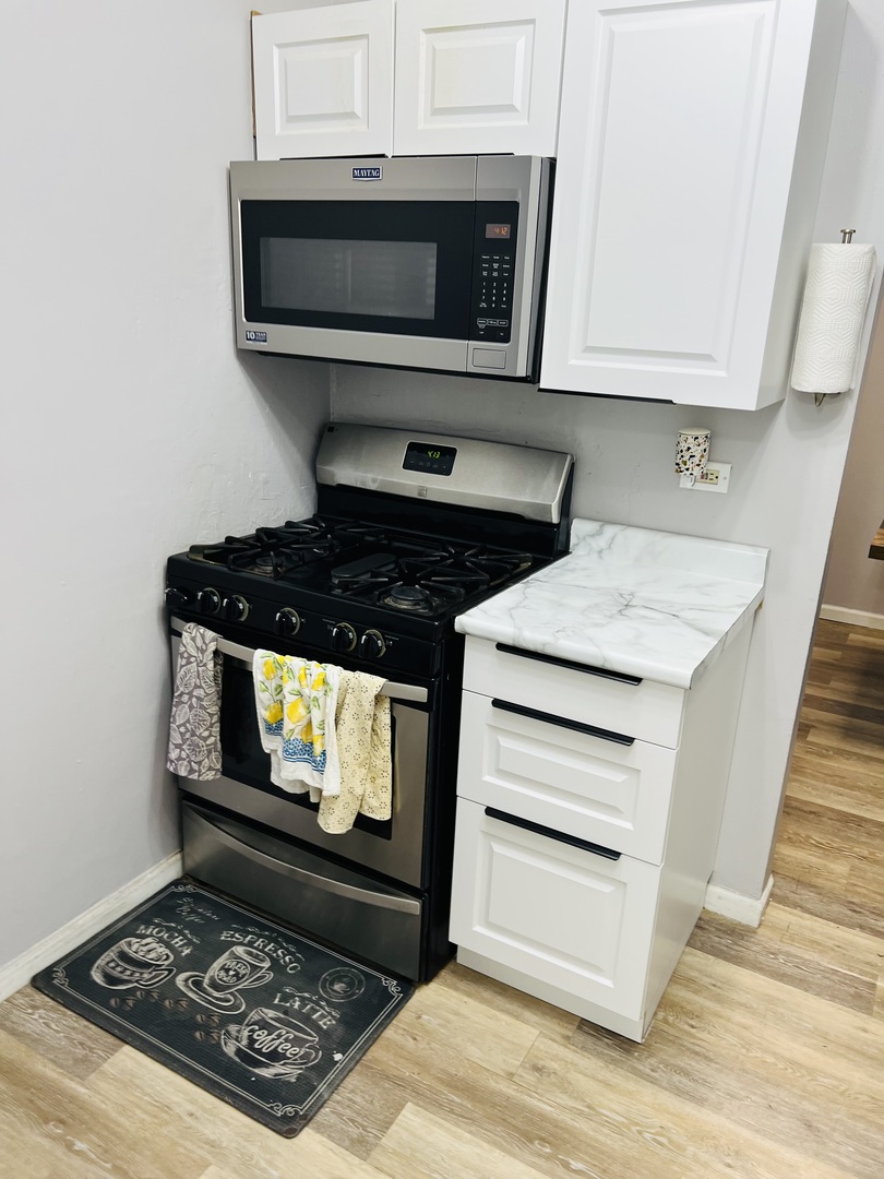743 E Fullerton Avenue #103, Glendale Heights, IL 60139