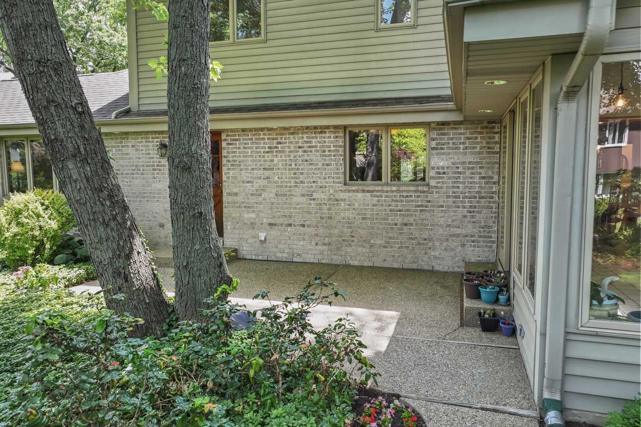 502 Nawata Place, Prospect Heights, IL 60070