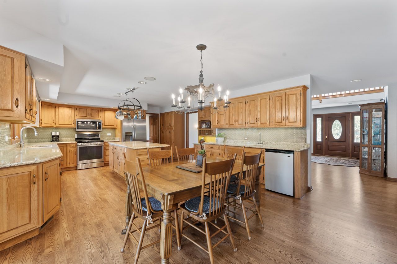 502 Nawata Place, Prospect Heights, IL 60070
