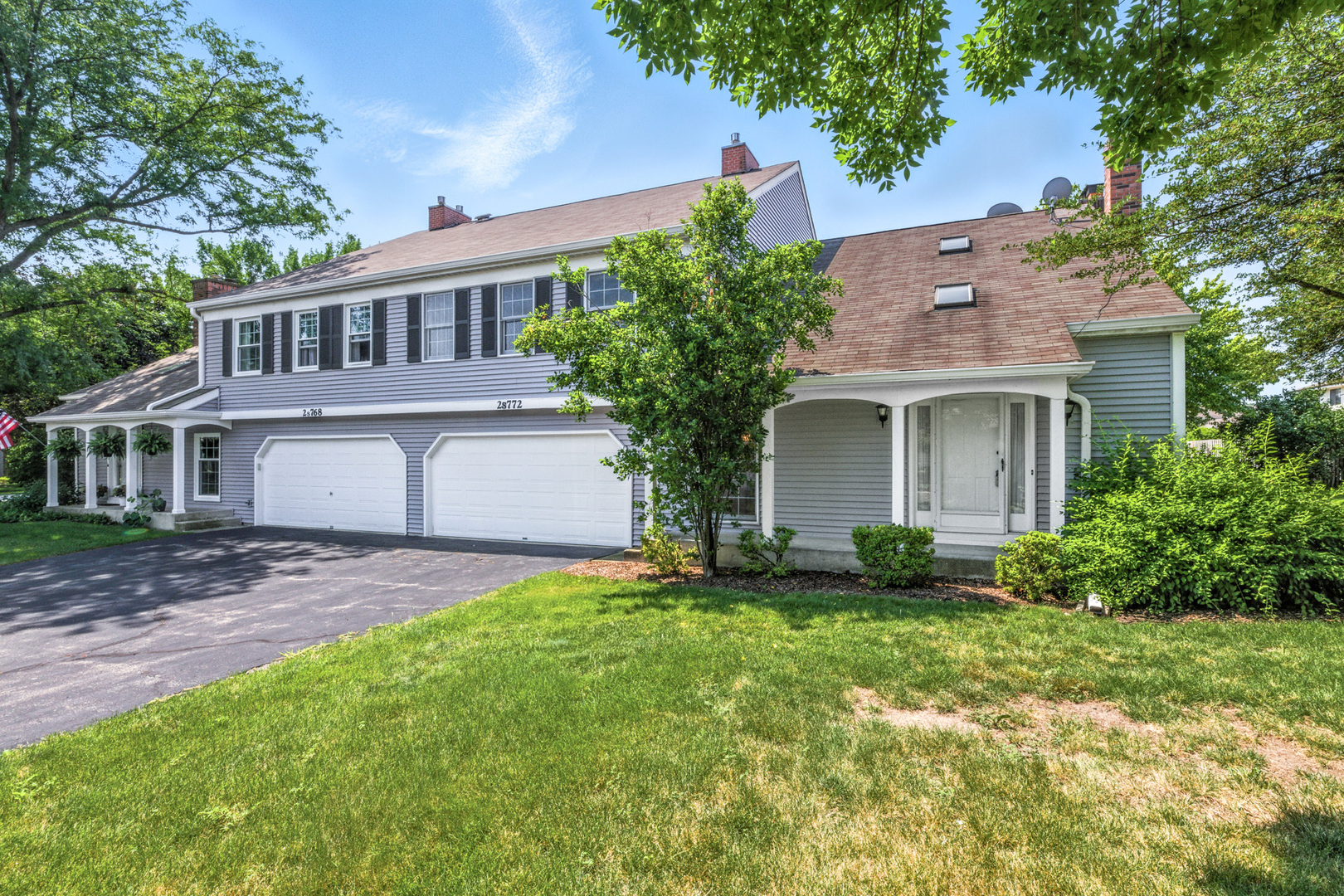 2S772 Timber Drive, Warrenville, IL 60555