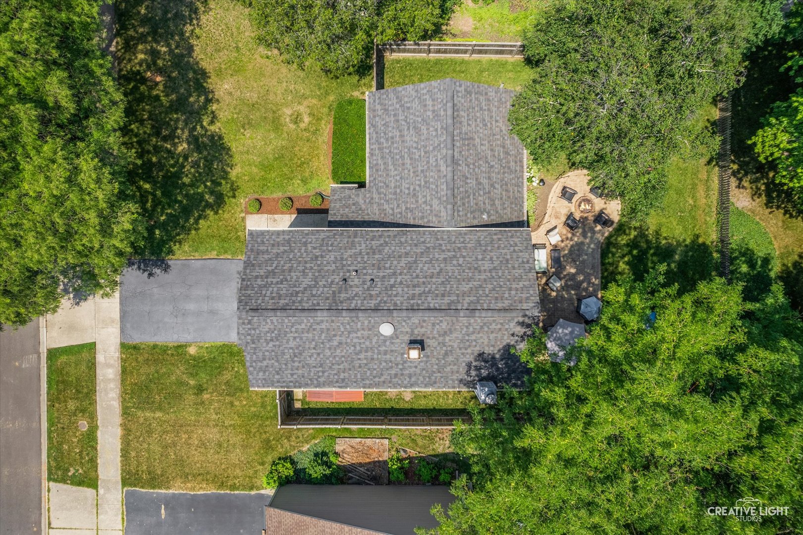 447 Newport Drive, Naperville, IL 60565