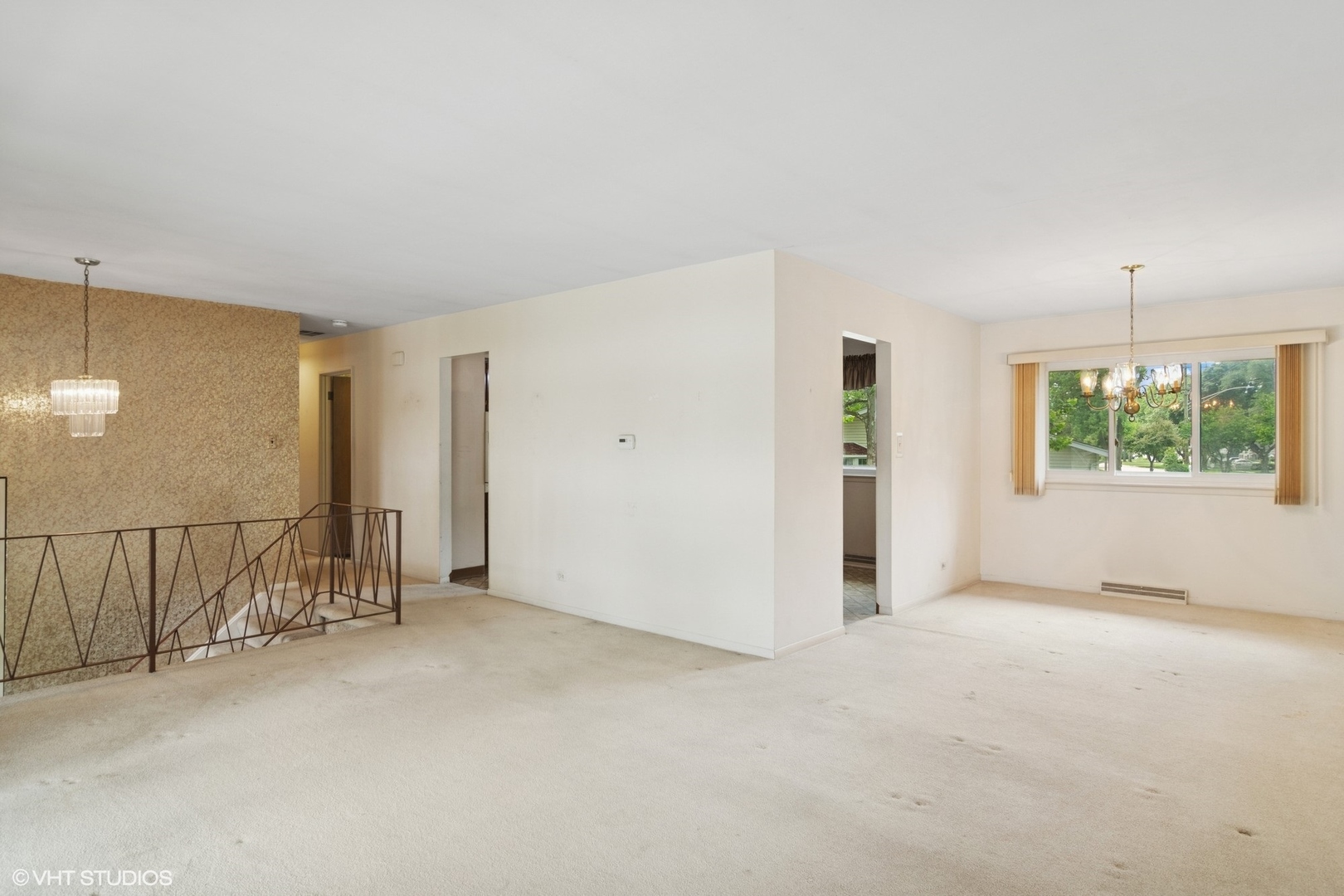 809 E Baldwin Road, Palatine, IL 60074