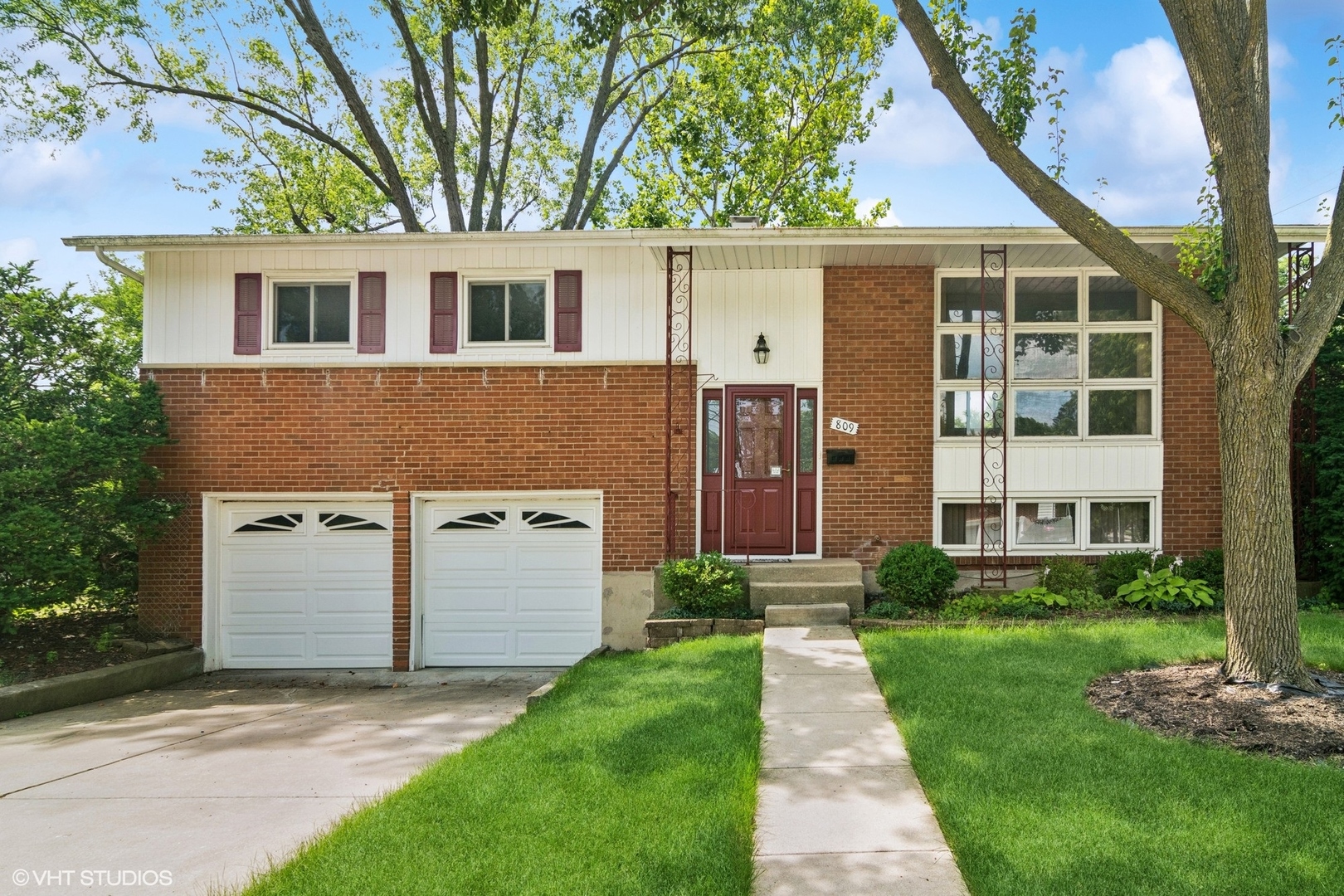 809 E Baldwin Road, Palatine, IL 60074