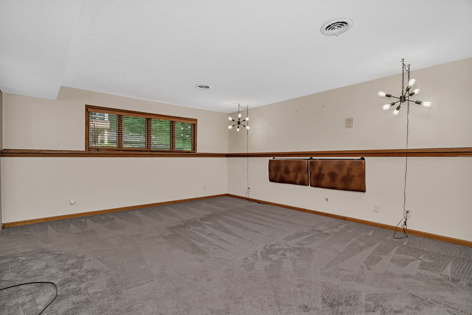 746 Old Stage Road, Morris, IL 60450