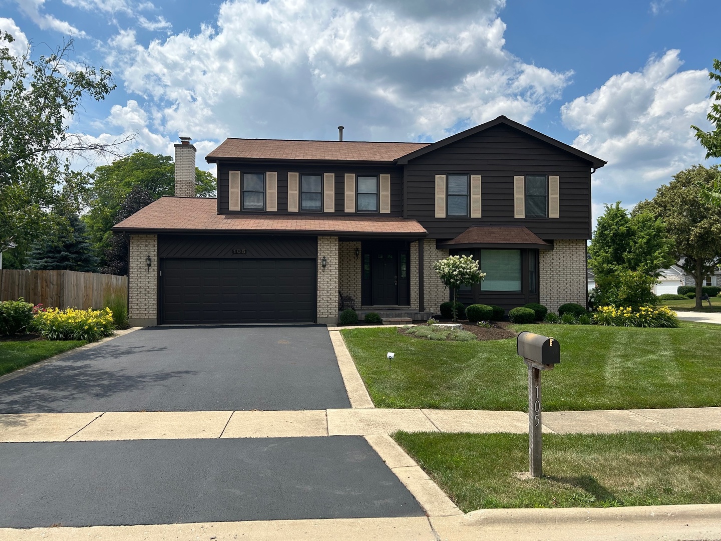 105 Golf View Circle, Prospect Heights, IL 60070