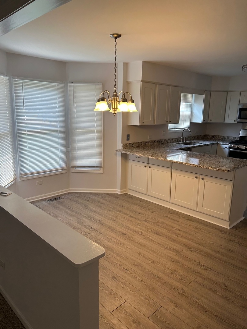 105 Golf View Circle, Prospect Heights, IL 60070