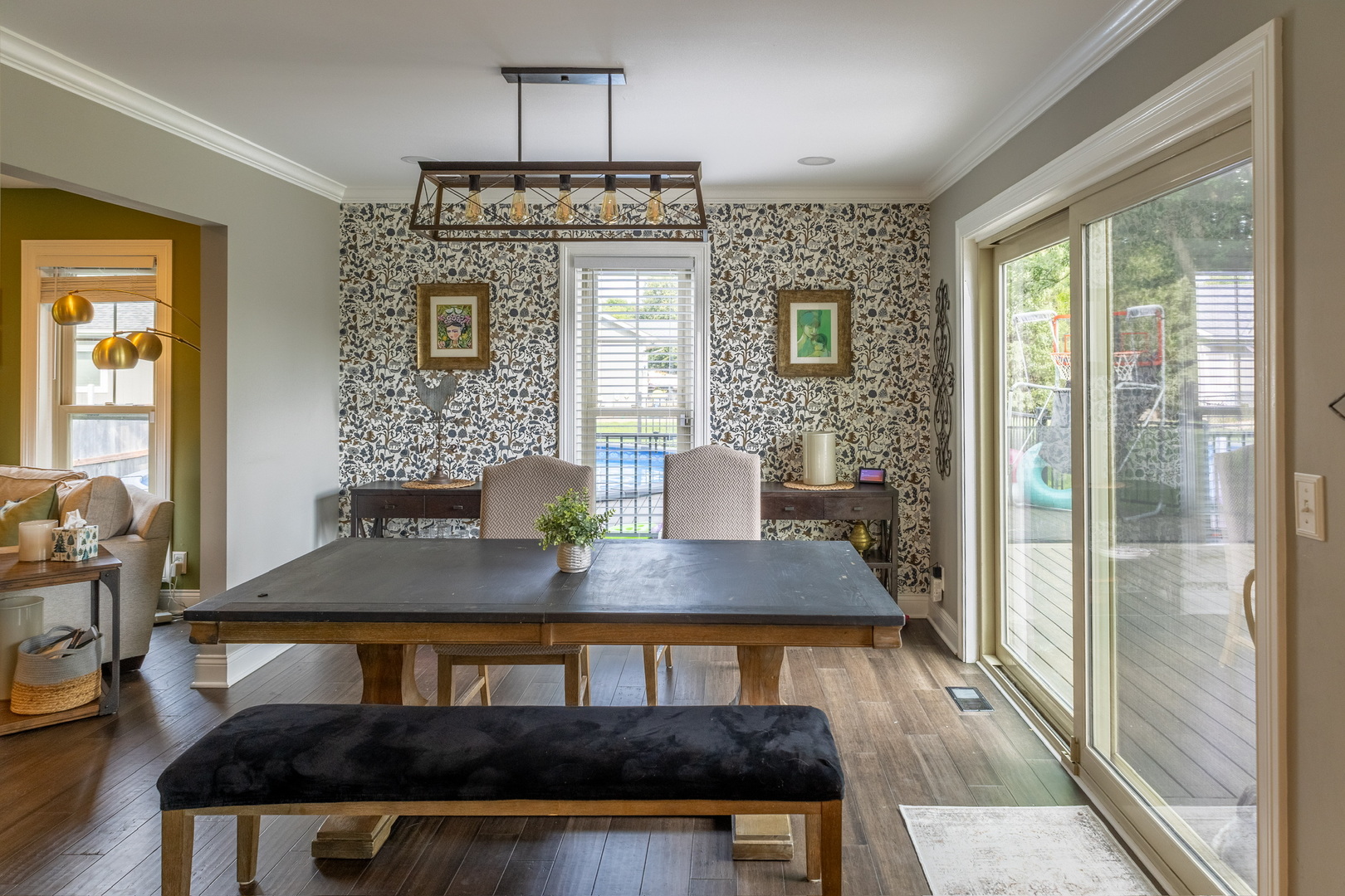 39W365 Hogan Hill, Elgin, IL 60124