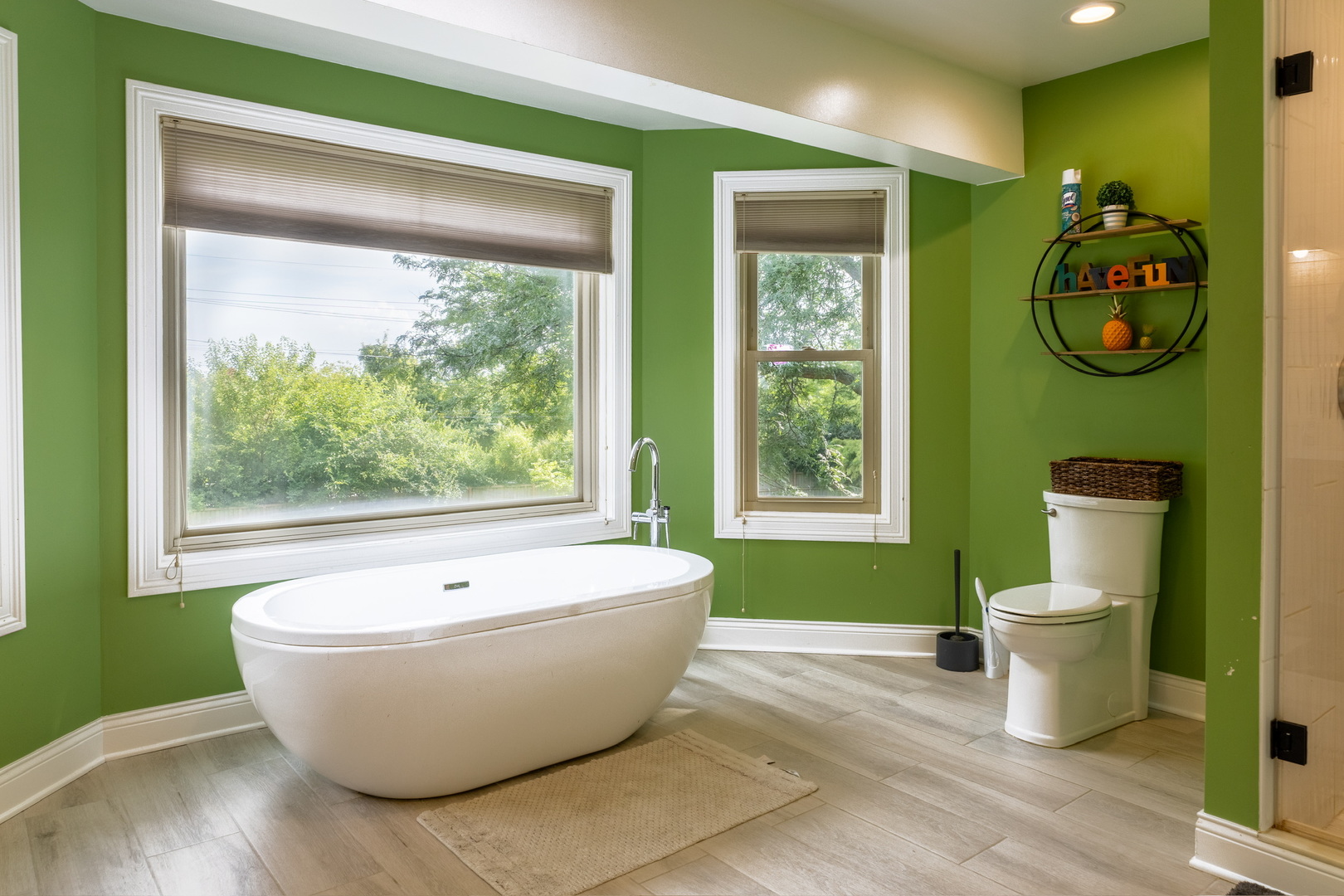 39W365 Hogan Hill, Elgin, IL 60124