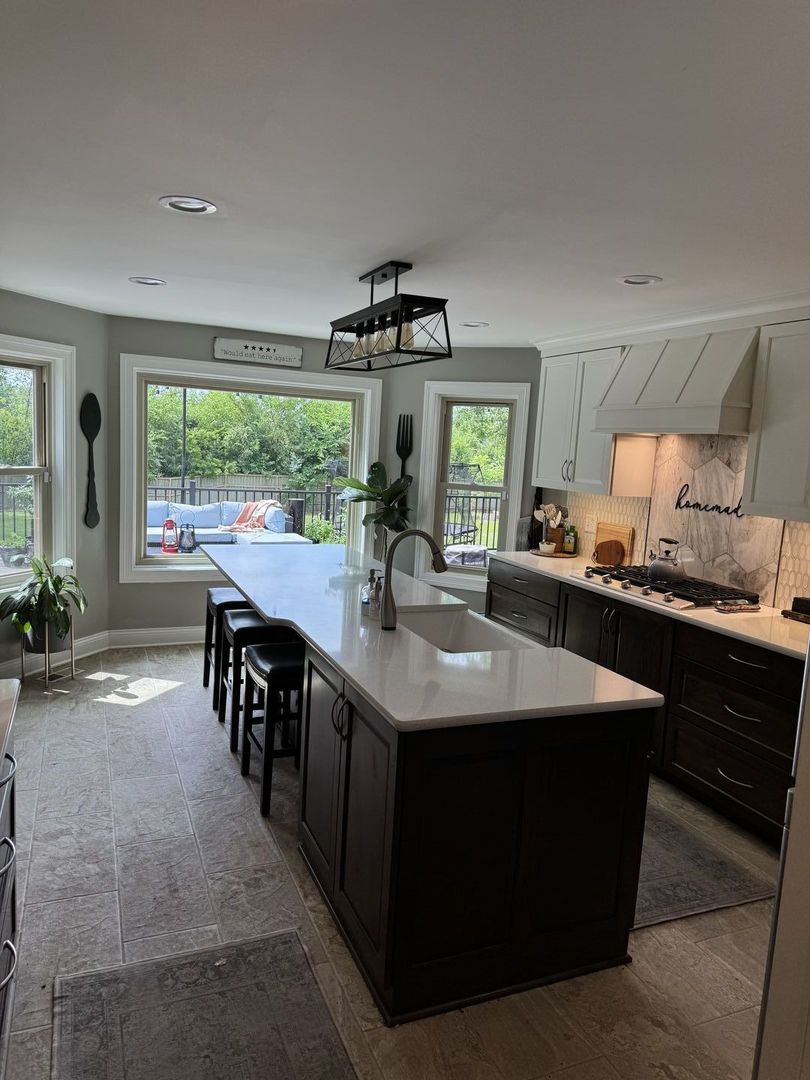 39W365 Hogan Hill, Elgin, IL 60124