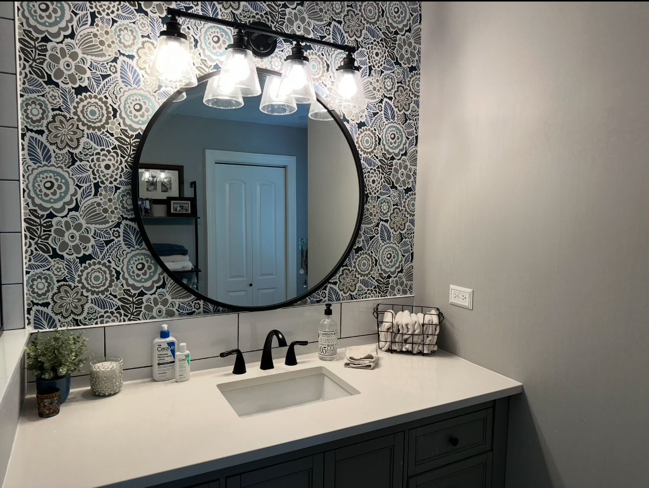 39W365 Hogan Hill, Elgin, IL 60124