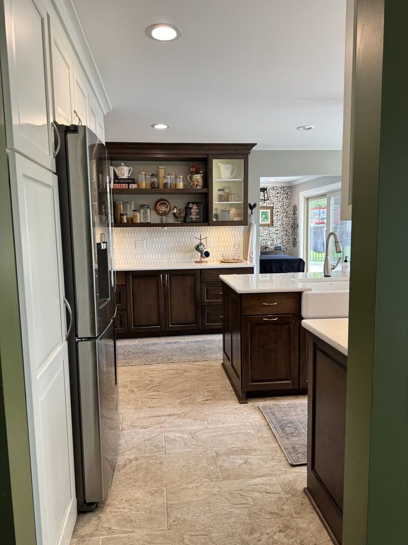 39W365 Hogan Hill, Elgin, IL 60124