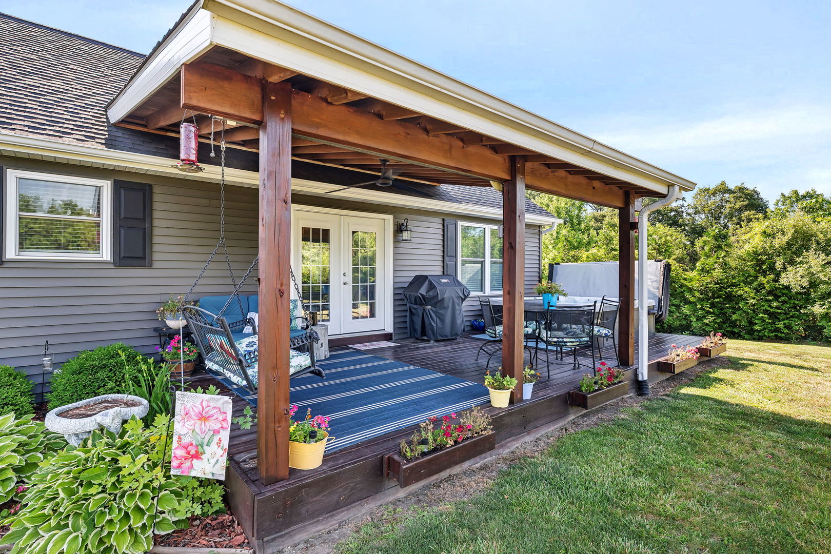 2831 E 28th Road, Marseilles, IL 61341
