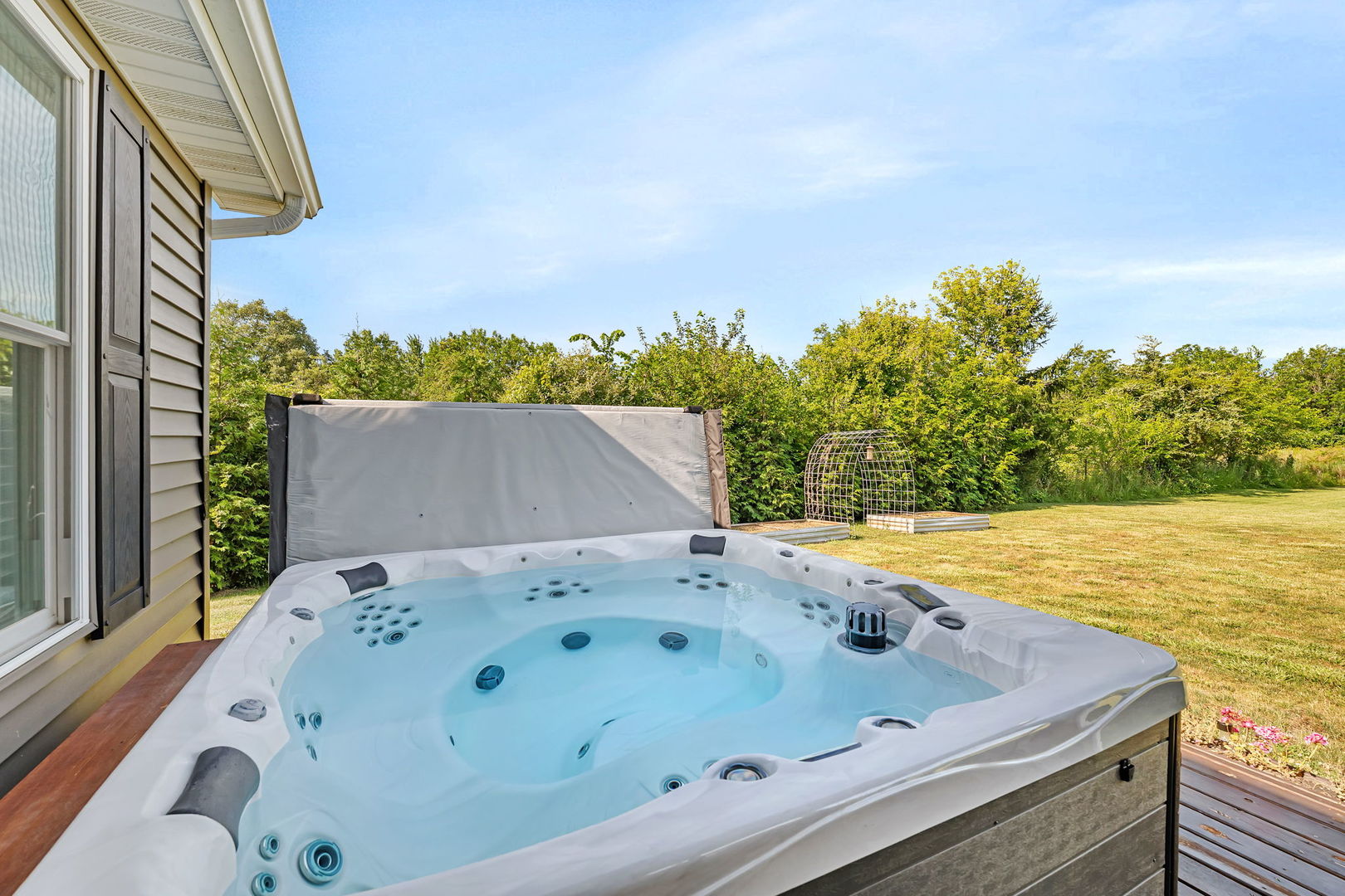 2831 E 28th Road, Marseilles, IL 61341