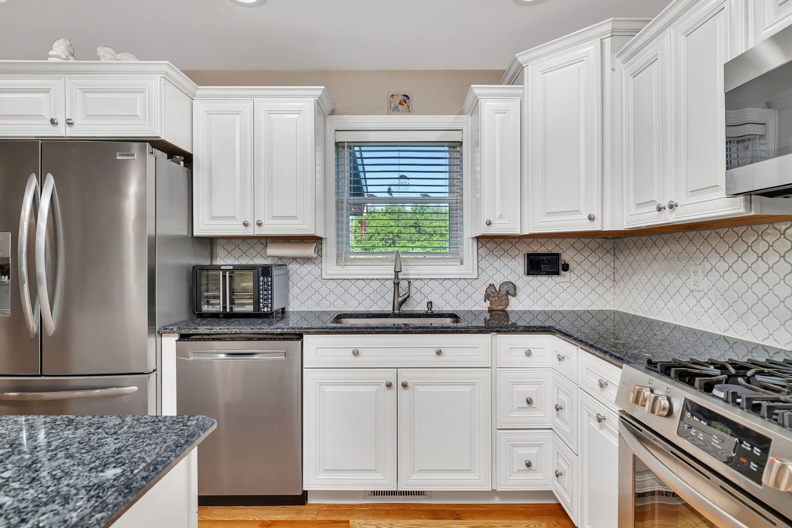 2831 E 28th Road, Marseilles, IL 61341