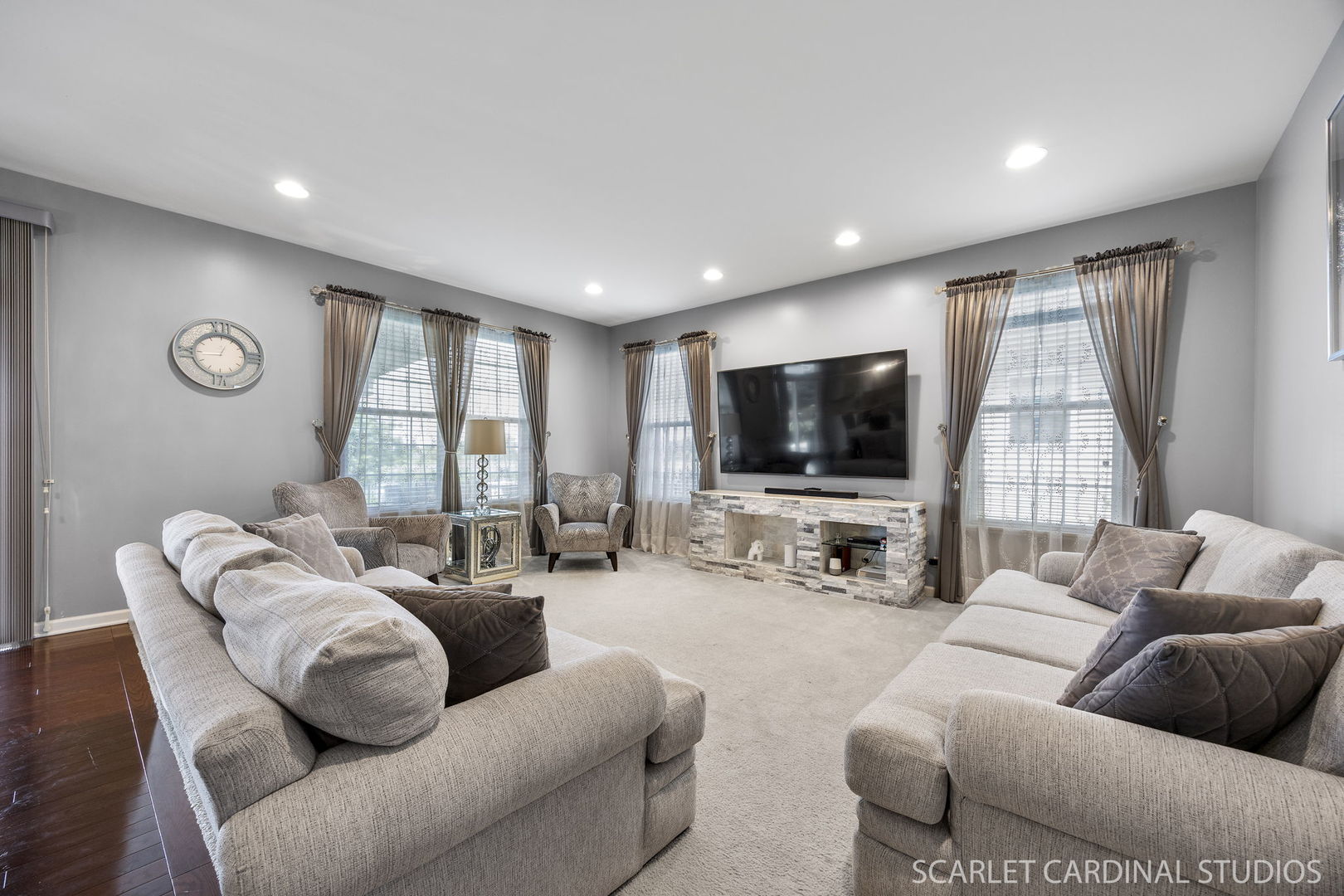 2371 Mayfield Drive, Montgomery, IL 60538