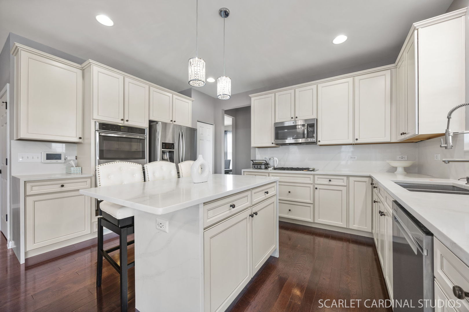 2371 Mayfield Drive, Montgomery, IL 60538