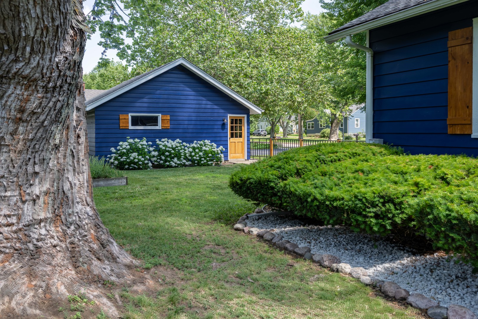 96 E Jackson Street, Oswego, IL 60543