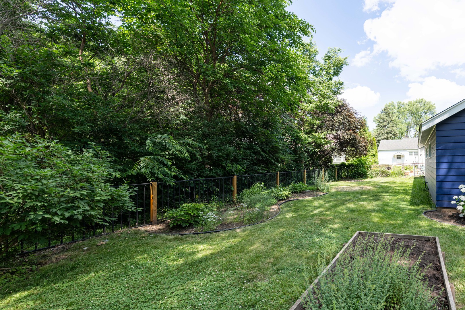 96 E Jackson Street, Oswego, IL 60543