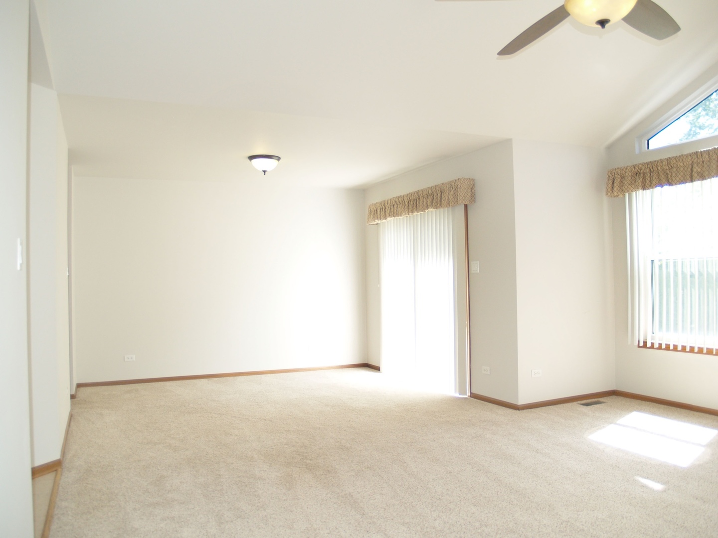 4707 Mikasa Court, Joliet, IL 60431
