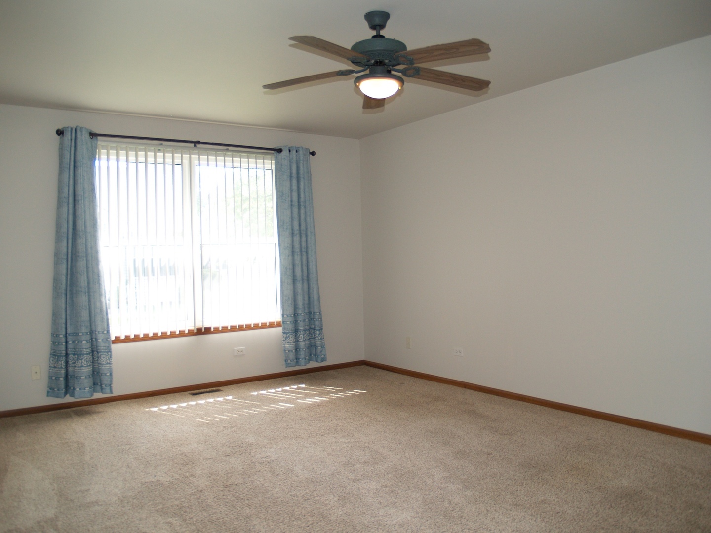 4707 Mikasa Court, Joliet, IL 60431