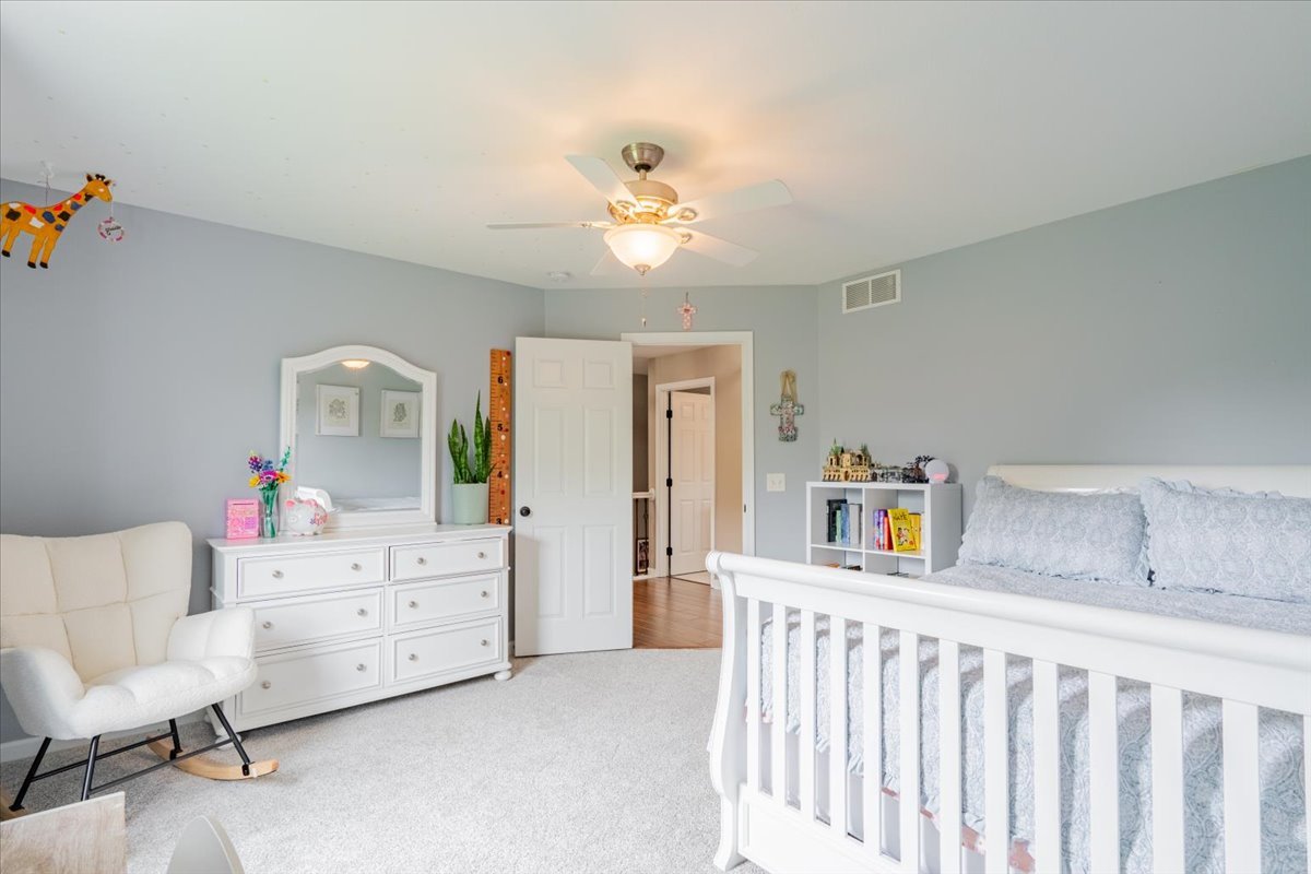 13561 Buck Road, Bloomington, IL 61705