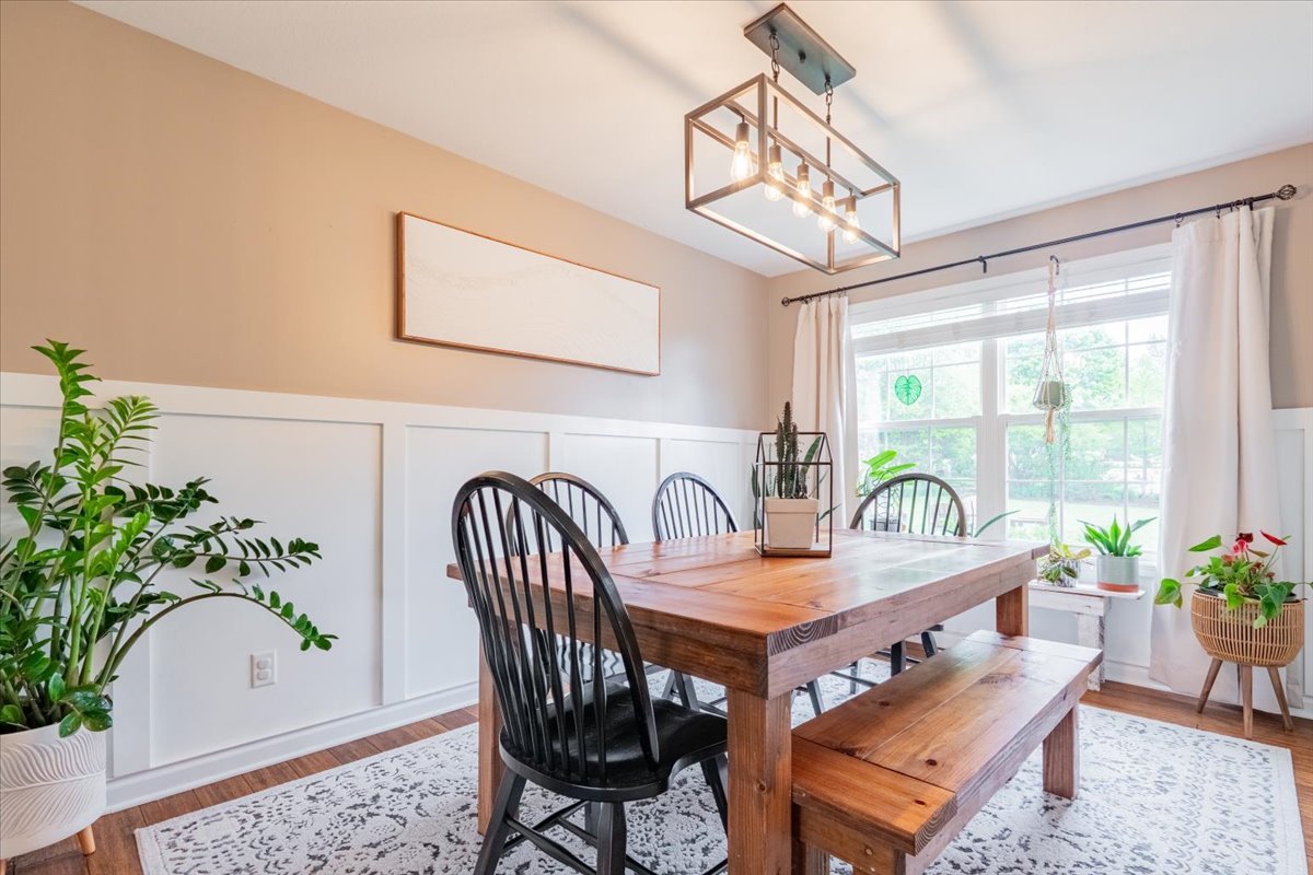 13561 Buck Road, Bloomington, IL 61705