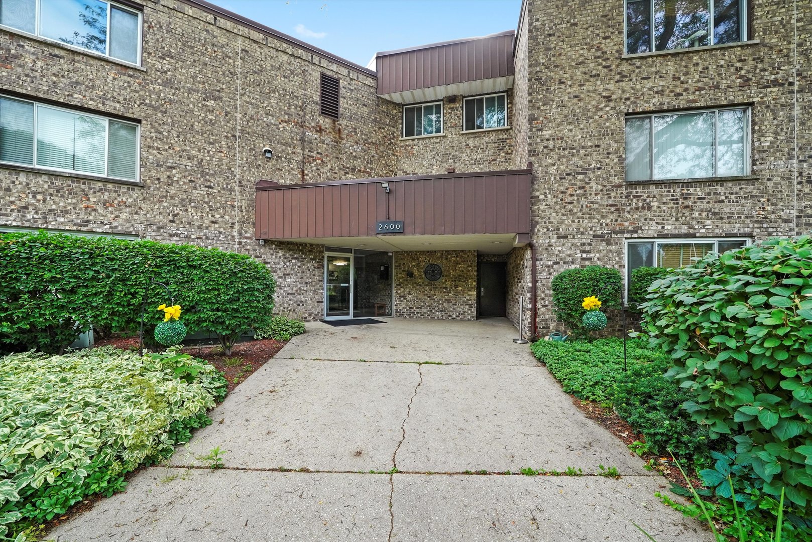 2600 Brookwood Way #314, Rolling Meadows, IL 60008