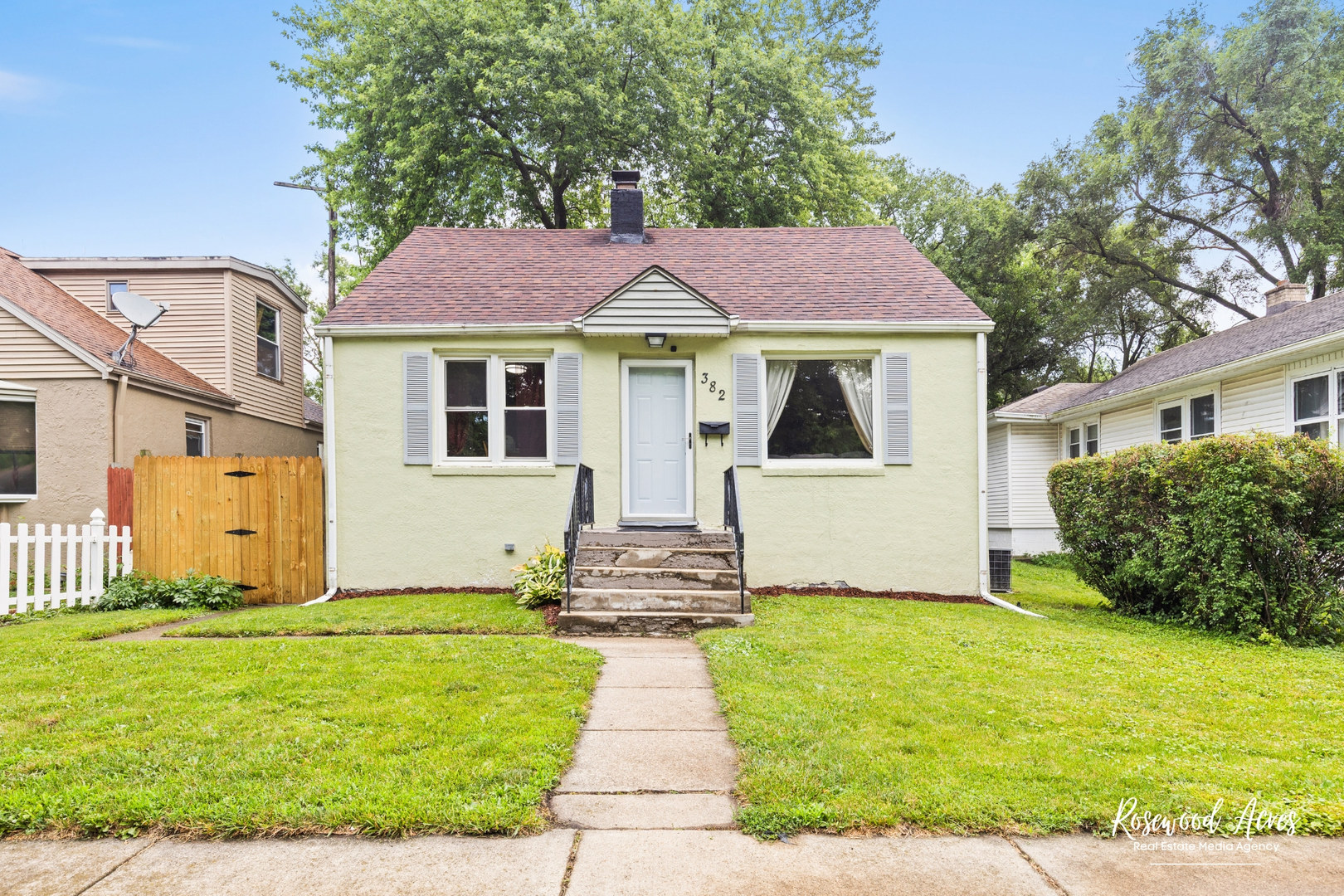 382 N 8th Avenue, Kankakee, IL 60901