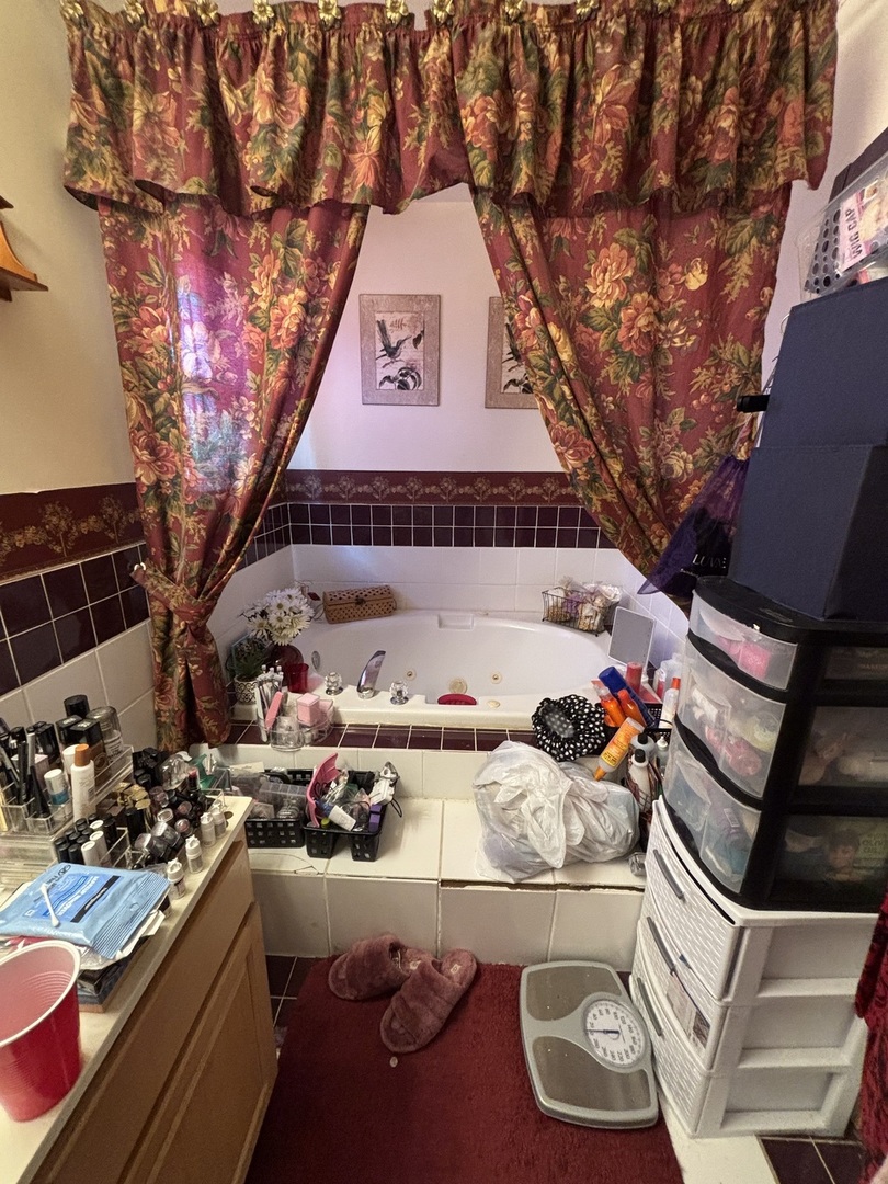 18606 Loras Court, Country Club Hills, IL 60478