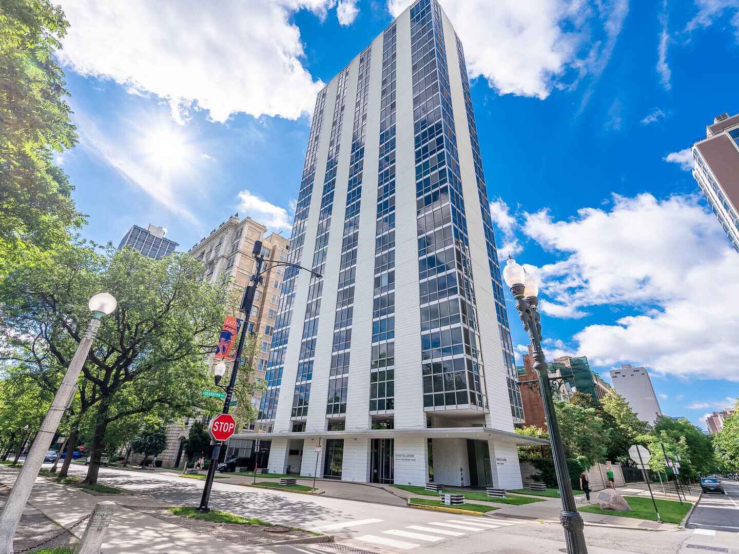 1555 N Dearborn Parkway #15B, Chicago, IL 60610