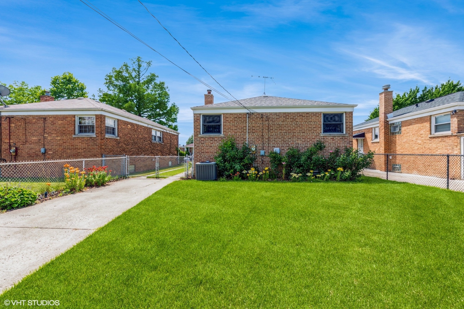 13247 S Avenue M, Chicago, IL 60633