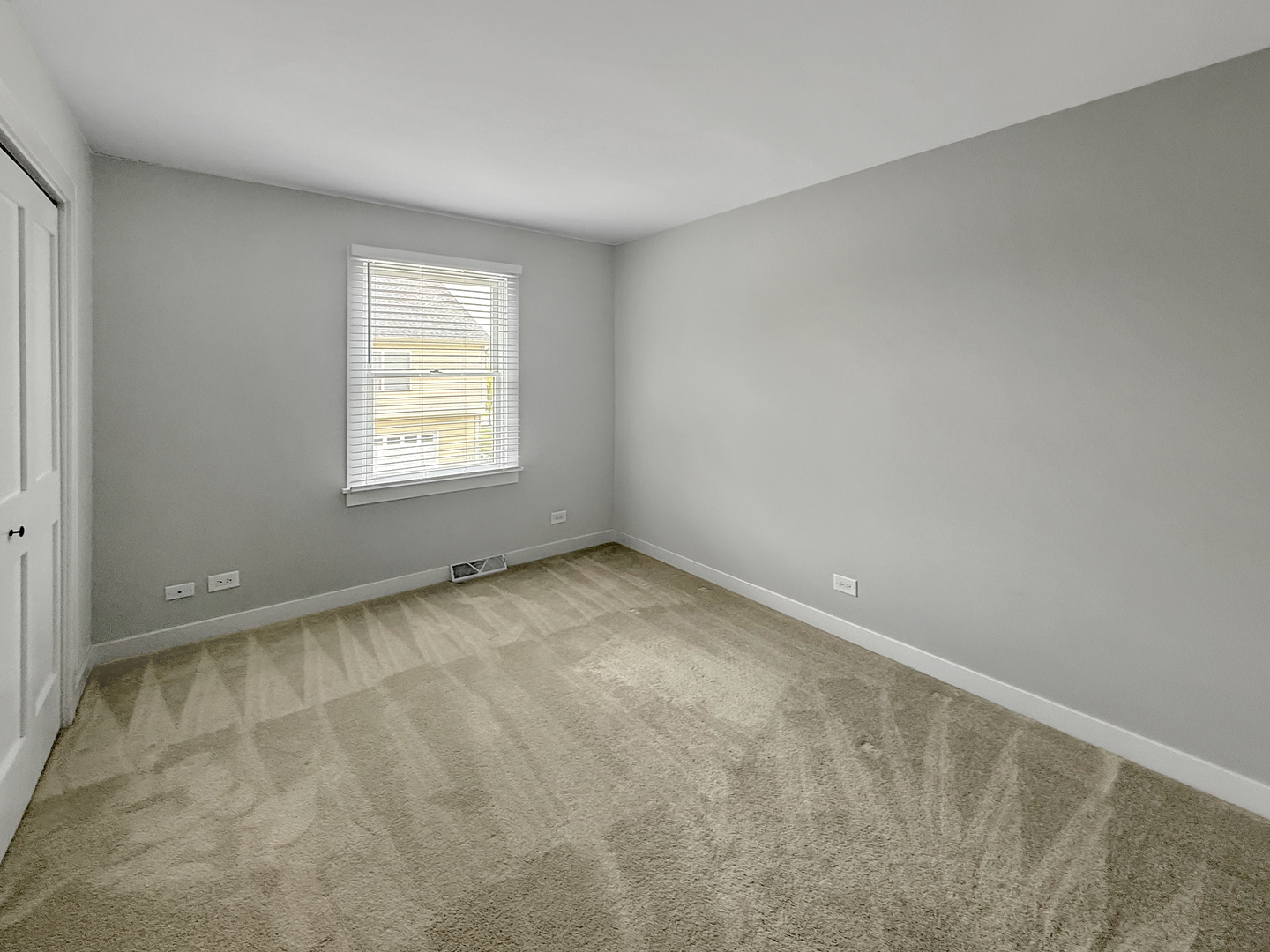 145 Spuhler Street #145, Batavia, IL 60510
