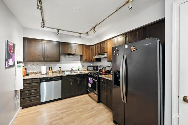 1425 Sandpebble Drive #340, Wheeling, IL 60090