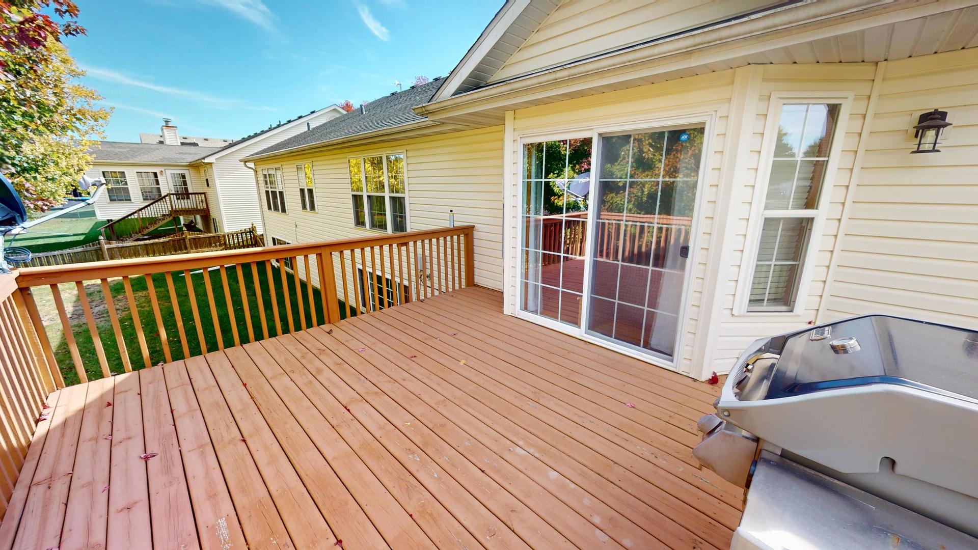 325 W Burlington Drive, Maple Park, IL 60151