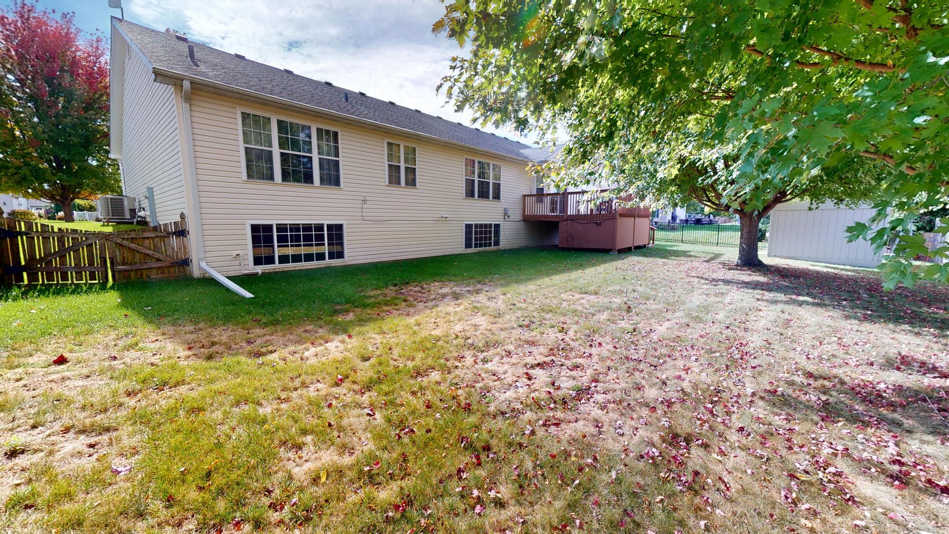 325 W Burlington Drive, Maple Park, IL 60151