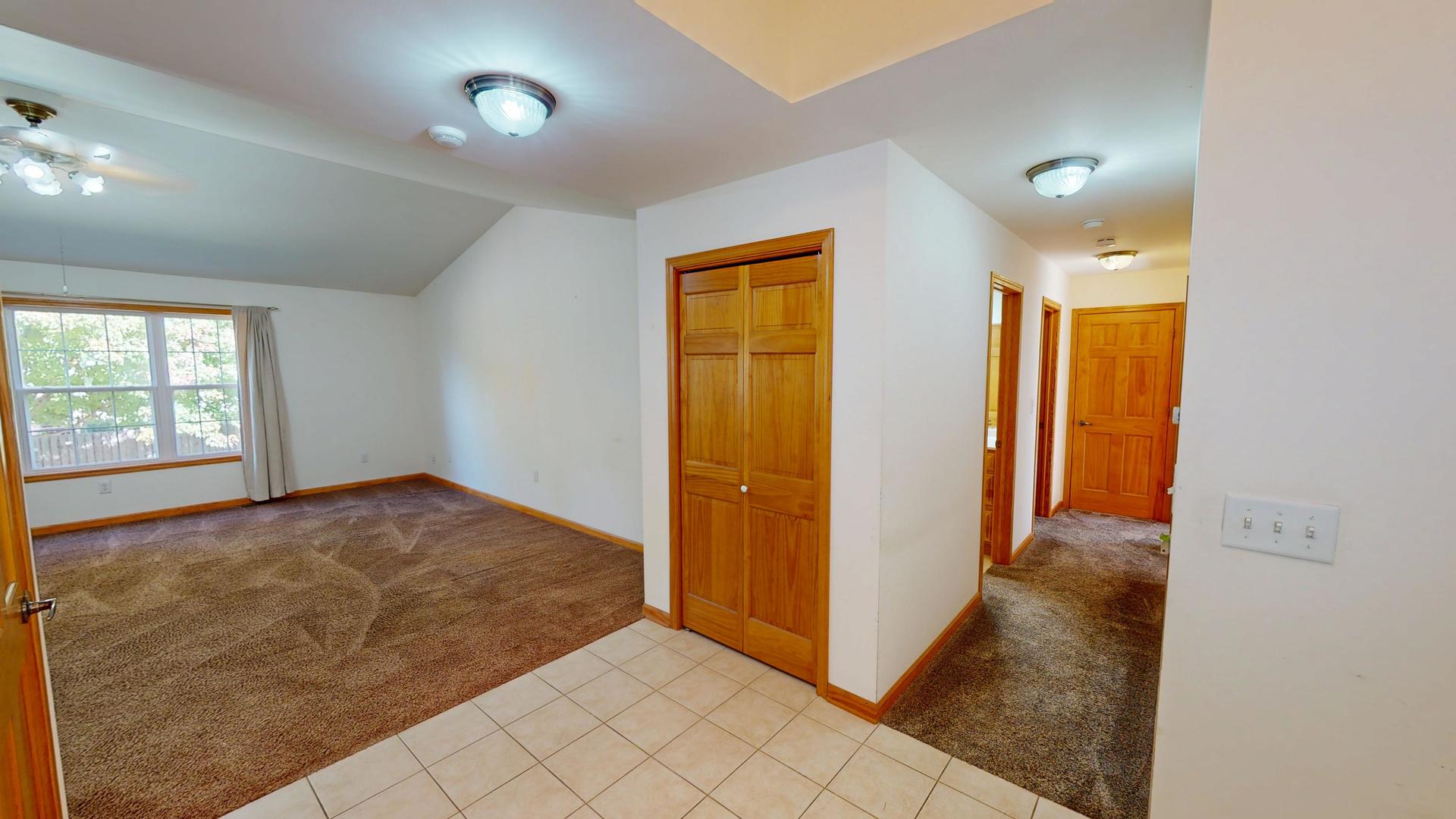325 W Burlington Drive, Maple Park, IL 60151