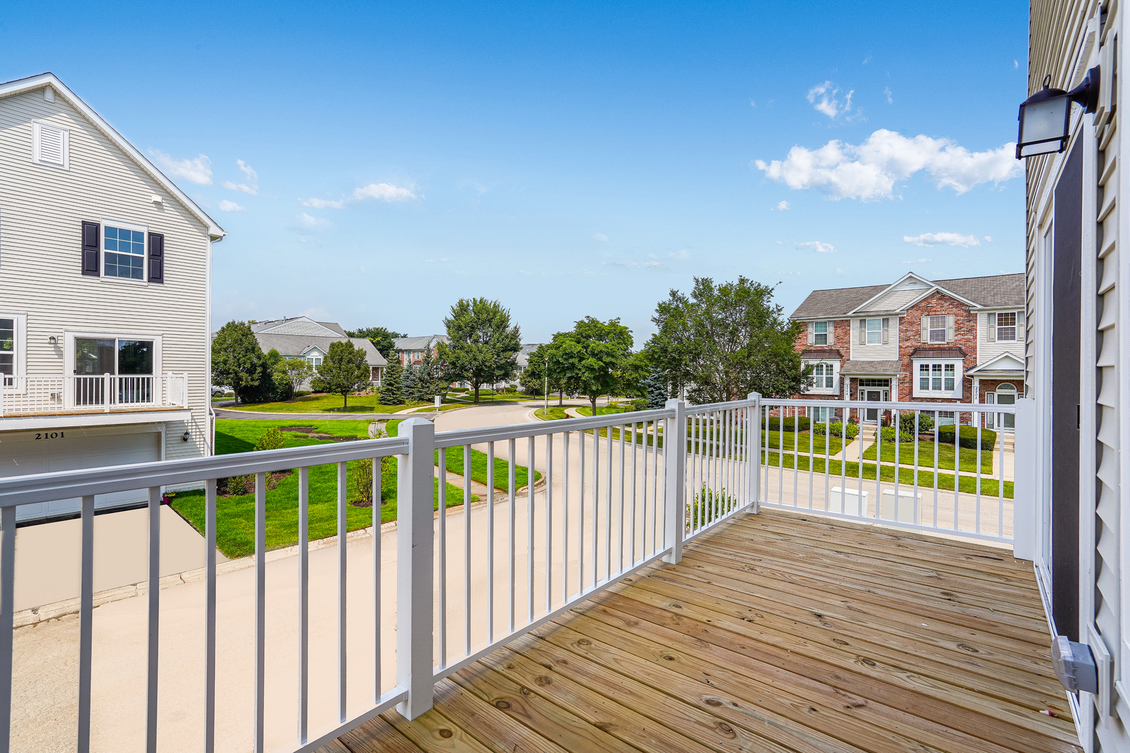 1901 Neubauer Circle, Lindenhurst, IL 60046