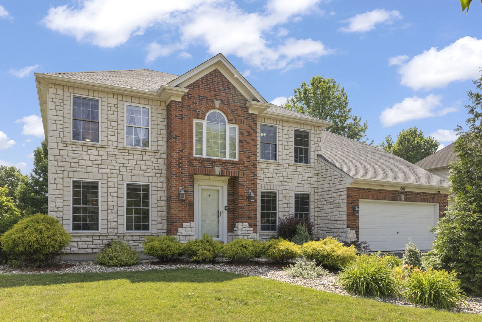 602 Spruce Court, Oswego, IL 60543
