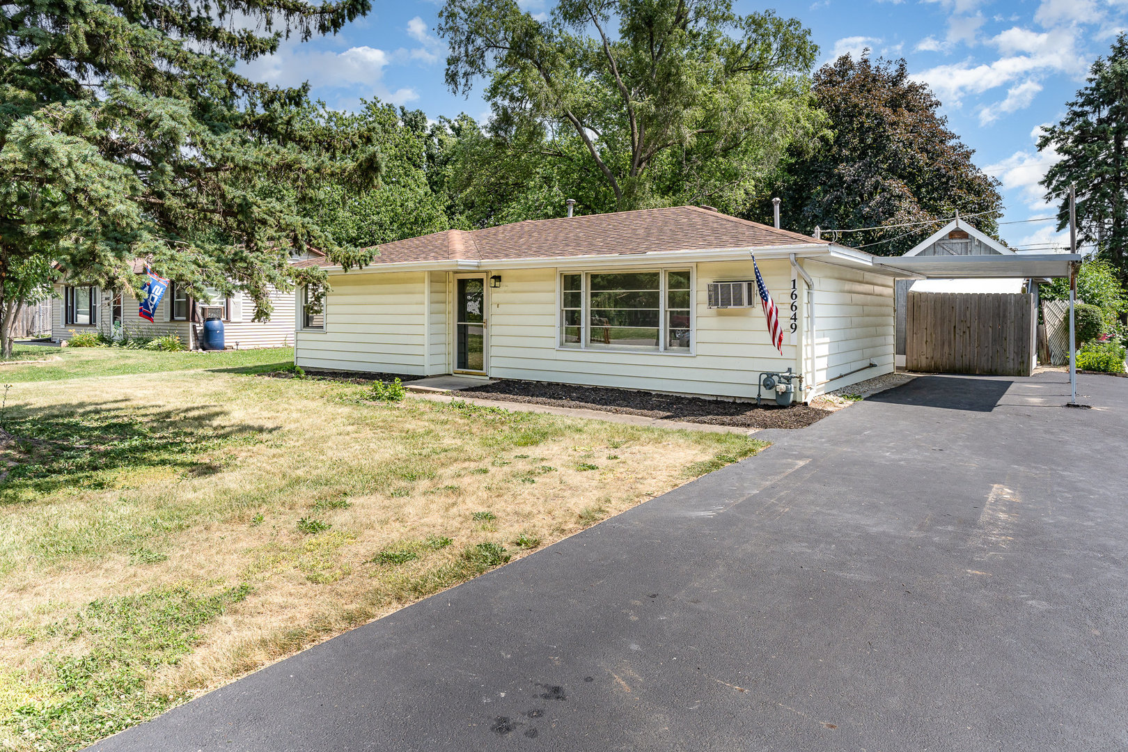 16649 W 147th Place, Lockport, IL 60441