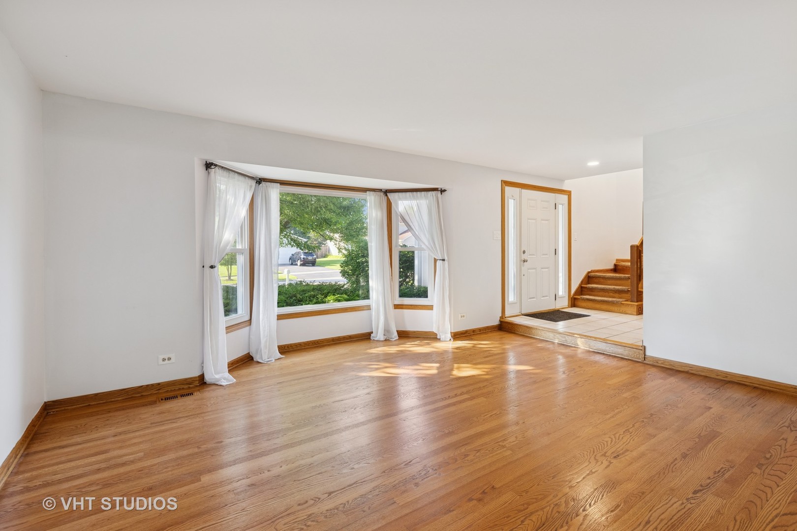 17429 W Hickory Lane, Grayslake, IL 60030