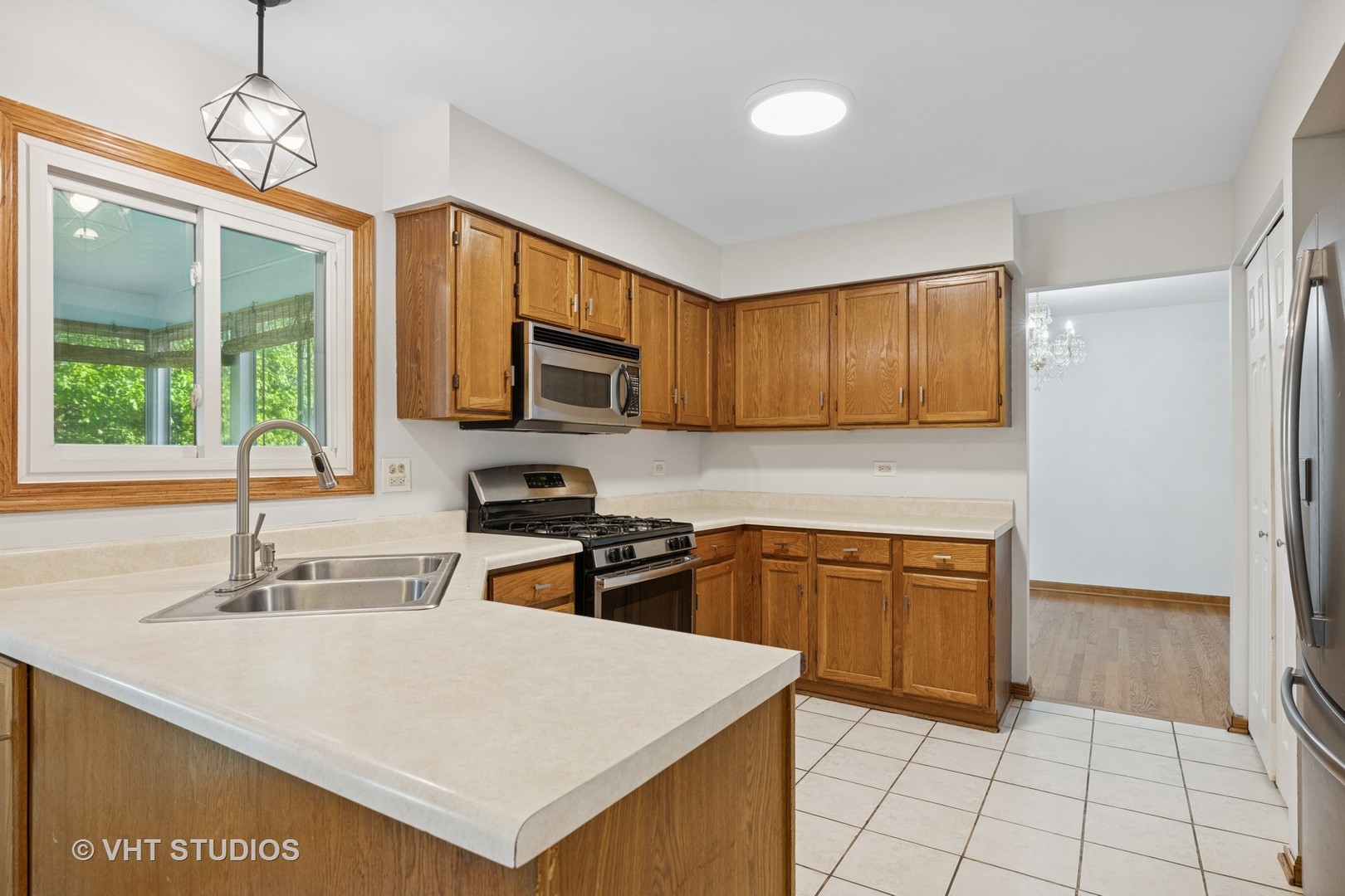 17429 W Hickory Lane, Grayslake, IL 60030