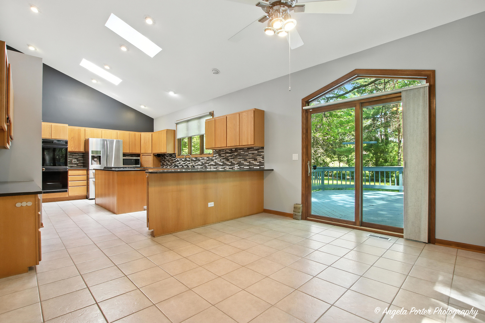 5904 Whiting Drive, McHenry, IL 60050