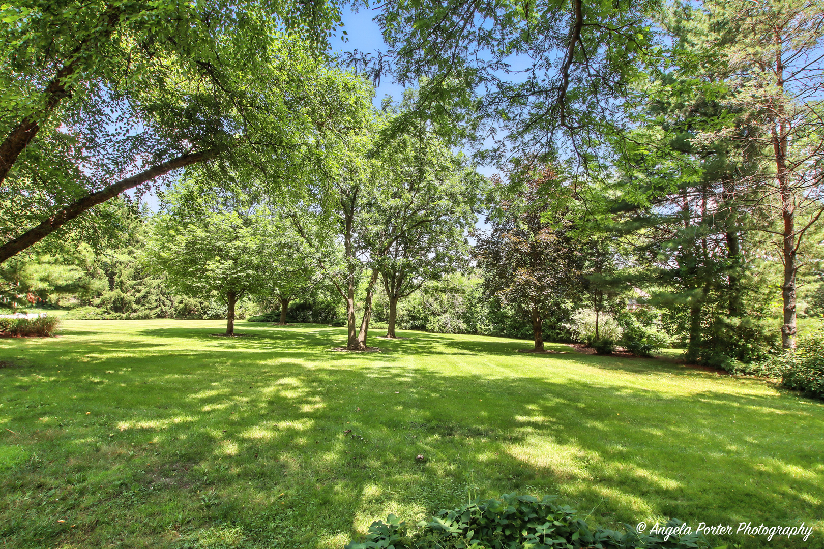 5904 Whiting Drive, McHenry, IL 60050